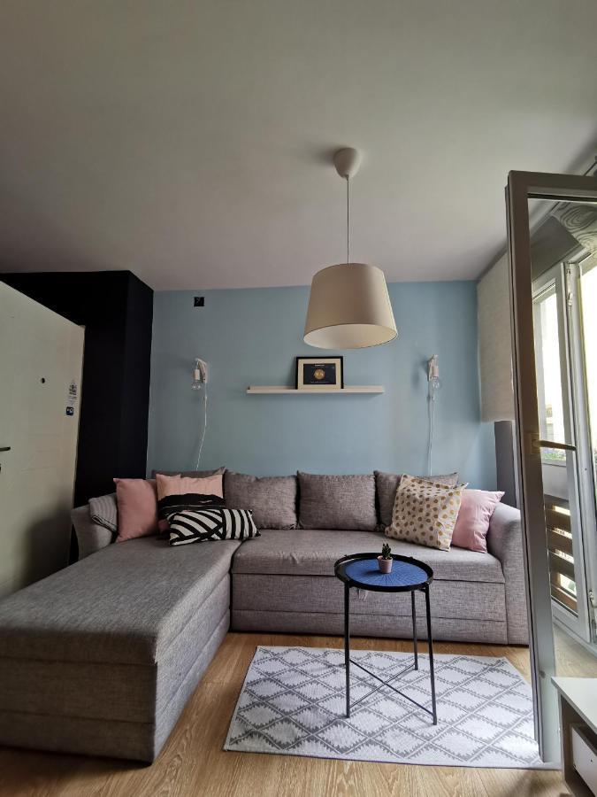 Nest Hotel Belgrade Luaran gambar