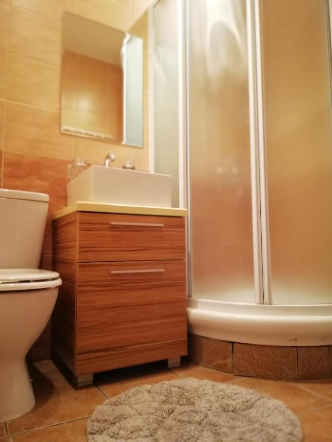 Nest Hotel Belgrade Luaran gambar