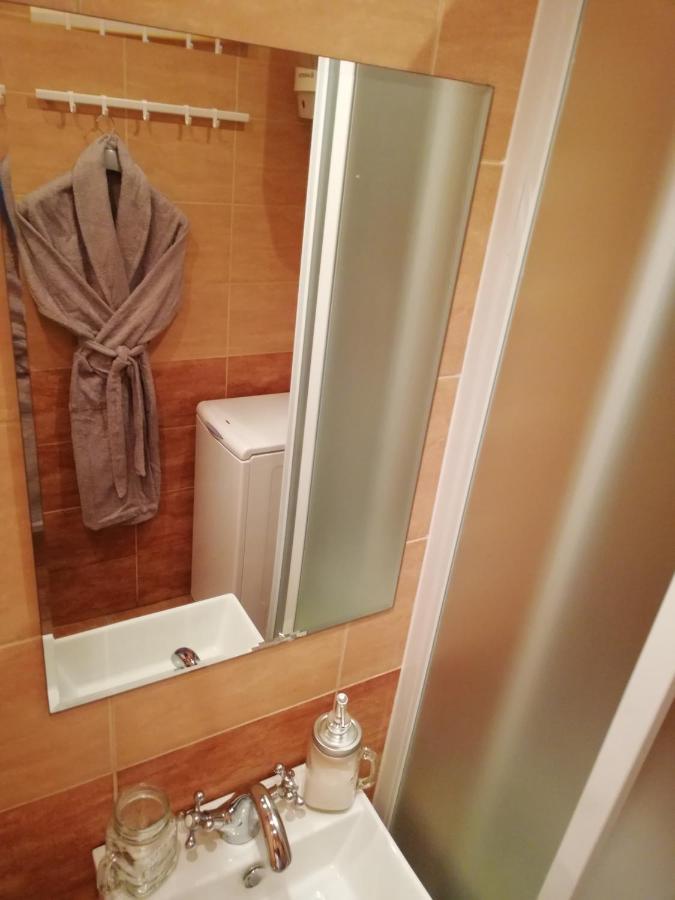 Nest Hotel Belgrade Luaran gambar
