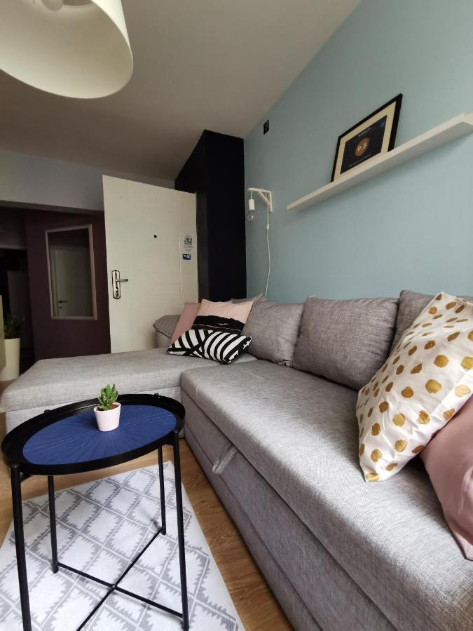 Nest Hotel Belgrade Luaran gambar